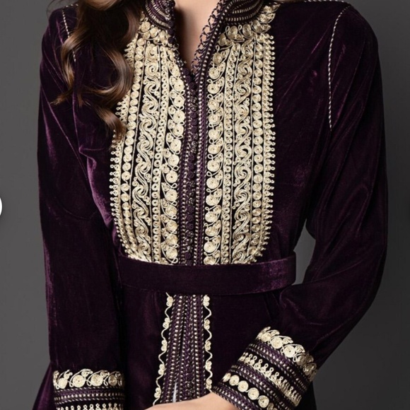 Velvet Moroccan Kaftan - Picture 4 of 7